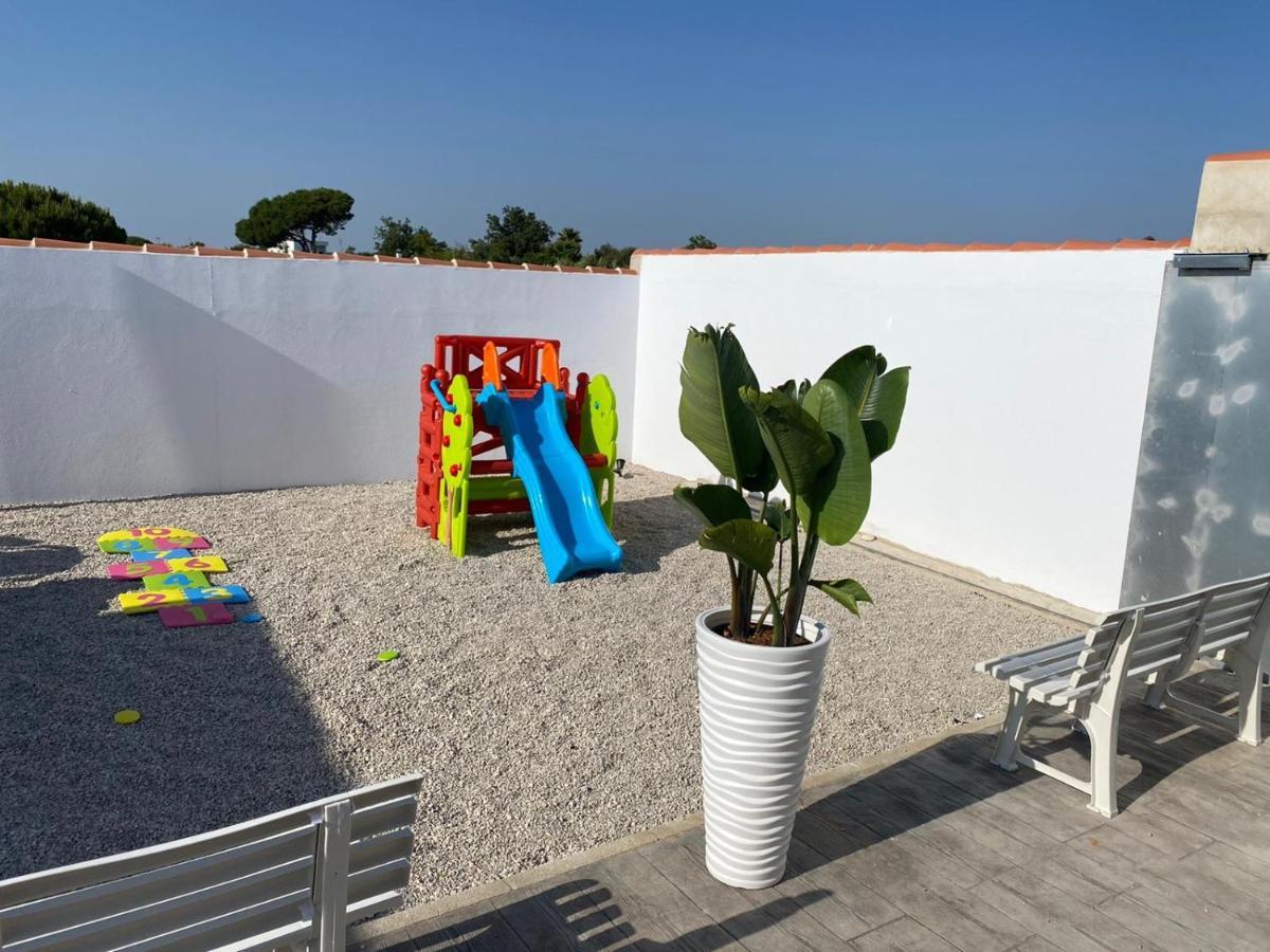Villa EL PINAR, muy cerca del mar, y con piscina privada Chiclana de la Frontera Exterior foto