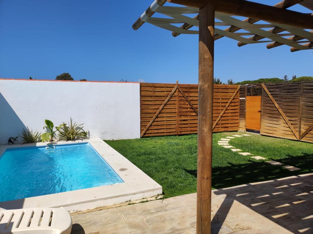 Villa EL PINAR, muy cerca del mar, y con piscina privada Chiclana de la Frontera Exterior foto