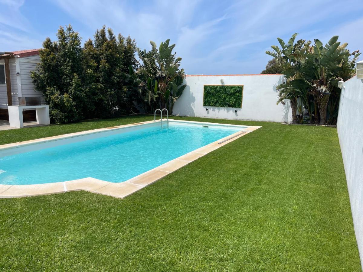 Villa EL PINAR, muy cerca del mar, y con piscina privada Chiclana de la Frontera Exterior foto