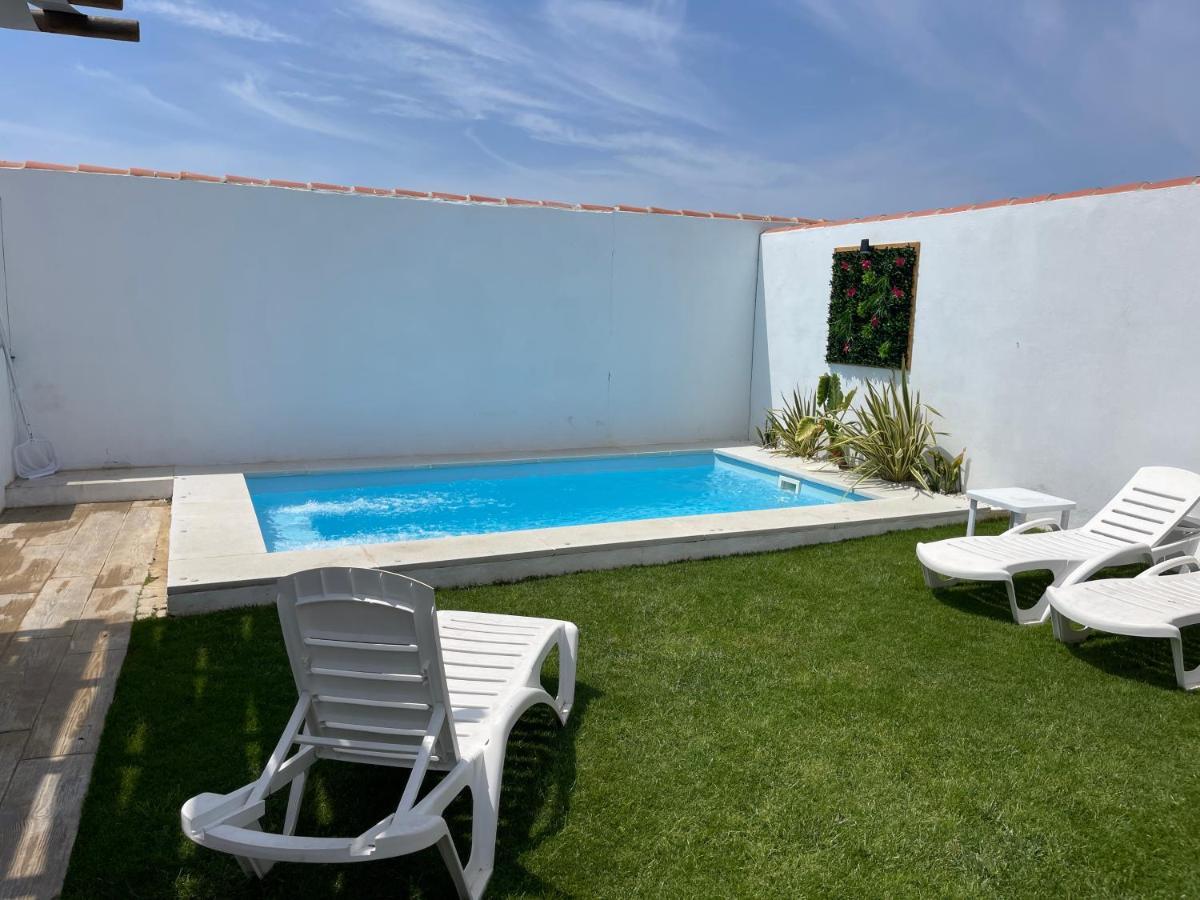 Villa EL PINAR, muy cerca del mar, y con piscina privada Chiclana de la Frontera Exterior foto