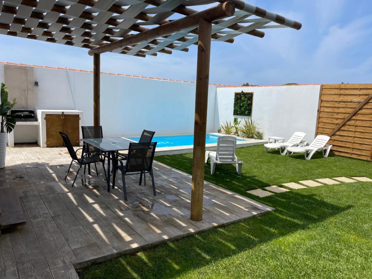 Villa EL PINAR, muy cerca del mar, y con piscina privada Chiclana de la Frontera Exterior foto